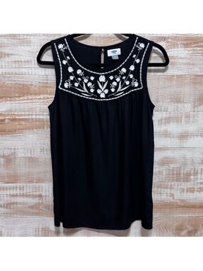 Women’s Black Sleeveless Top with White Embroidery in Size XS